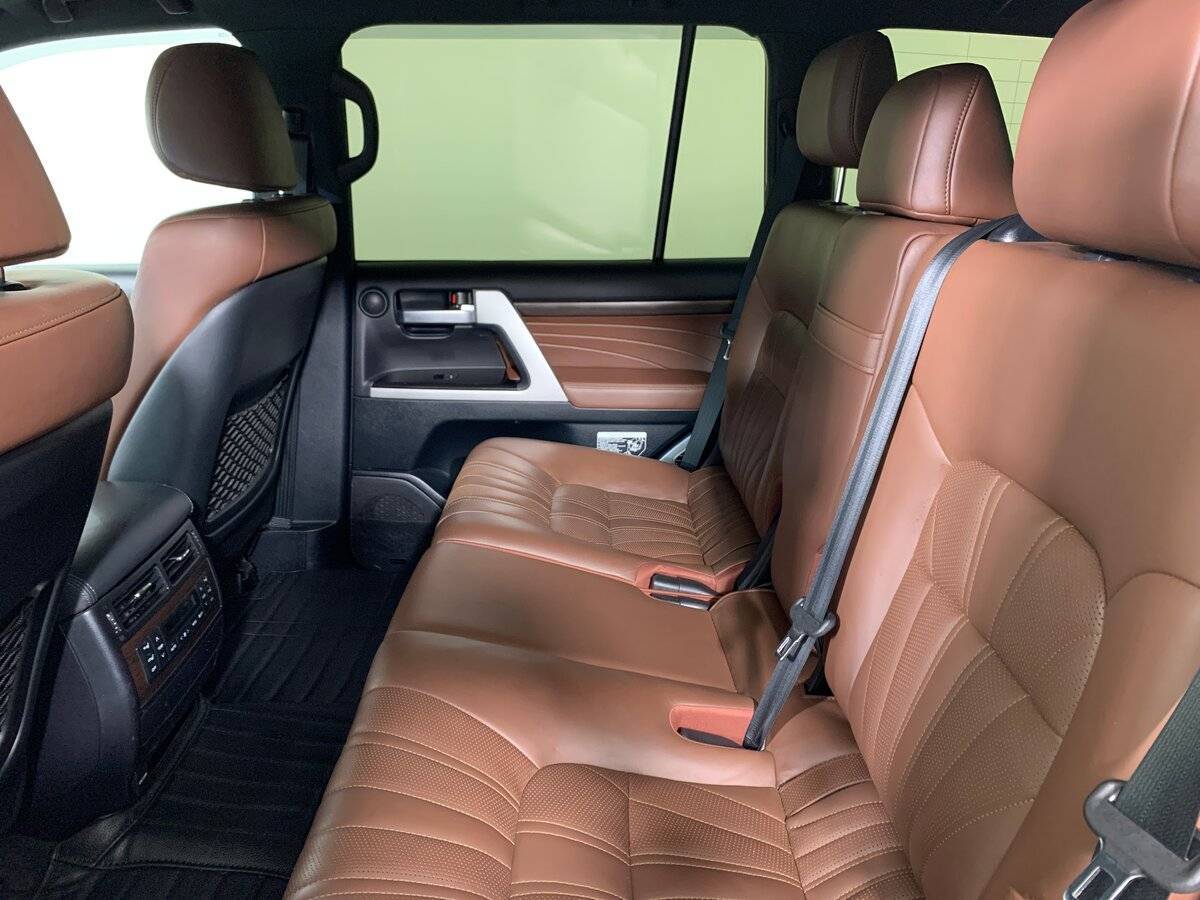 Toyota Land Cruiser с пробегом — 2020 год. Фото: #19