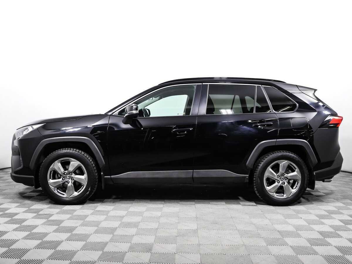 Toyota RAV4 с пробегом — 2020 год. Фото: #7