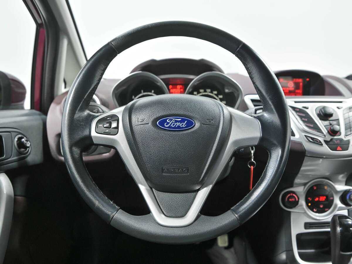 Ford Fiesta с пробегом — 2010 год. Фото: #7