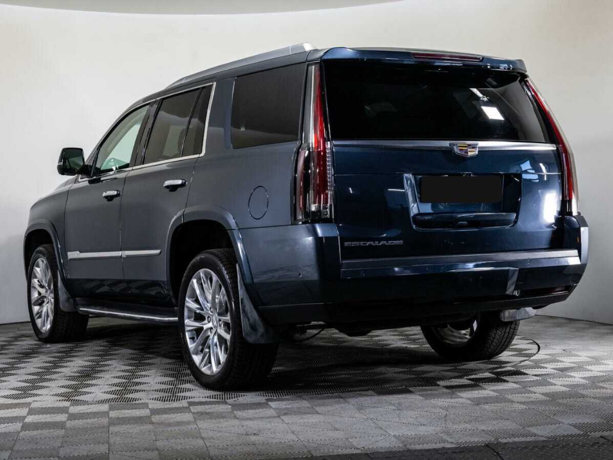 Cadillac Escalade с пробегом — 2018 год. Фото: #6
