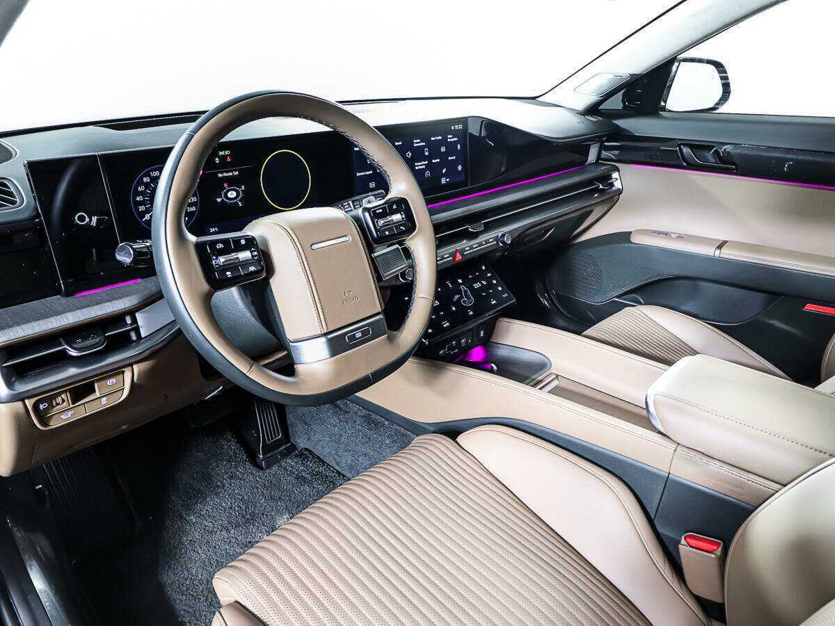 Hyundai Grandeur с пробегом — 2023 год. Фото: #12