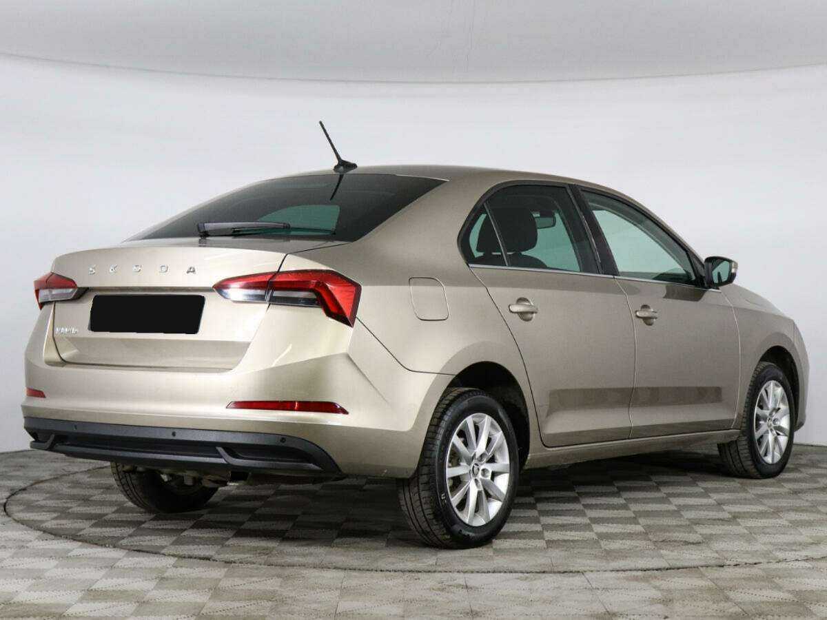 Skoda Rapid с пробегом — 2020 год. Фото: #4