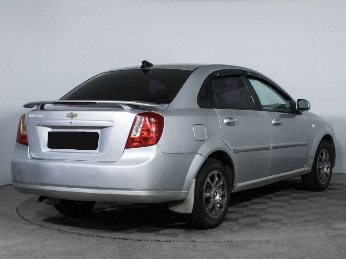 Chevrolet Lacetti с пробегом — 2008 год. Фото: #4