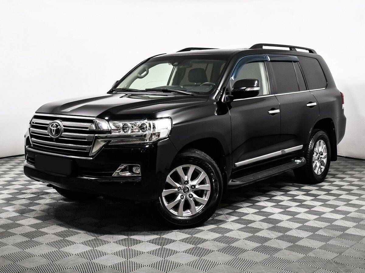 Toyota Land Cruiser с пробегом — 2018 год. Посмотреть фото