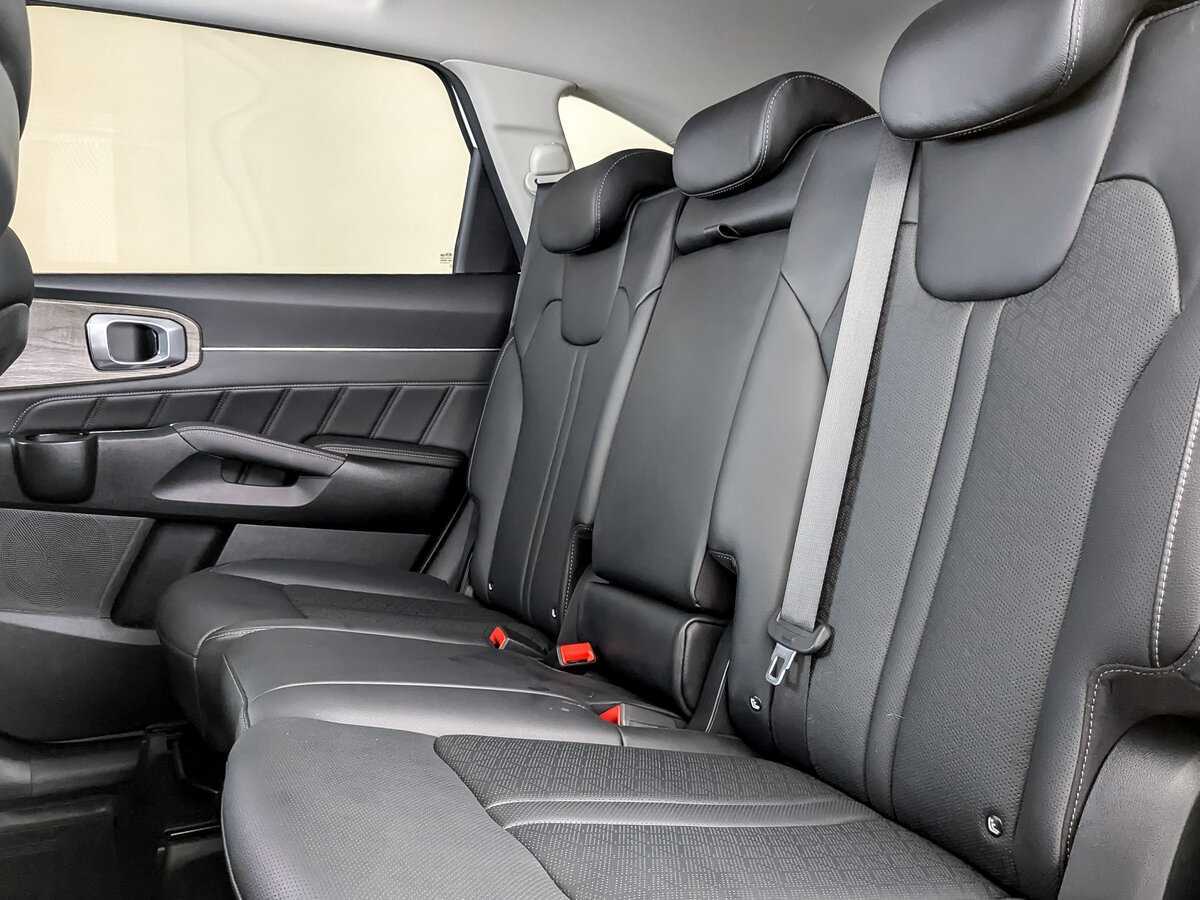 Kia Sorento с пробегом — 2021 год. Фото: #9