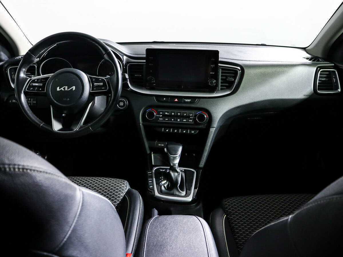 Kia Ceed с пробегом — 2021 год. Фото: #11