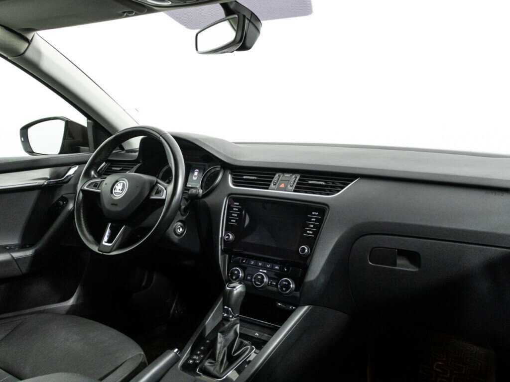 Skoda Octavia с пробегом — 2017 год. Фото: #8