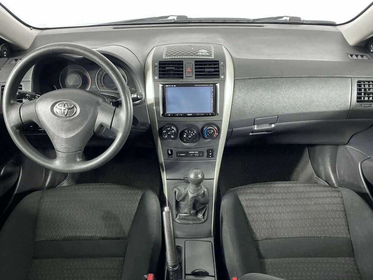 Toyota Corolla с пробегом — 2007 год. Фото: #8