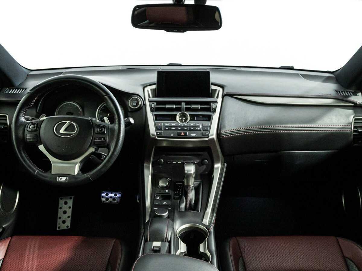 Lexus NX с пробегом — 2015 год. Фото: #12