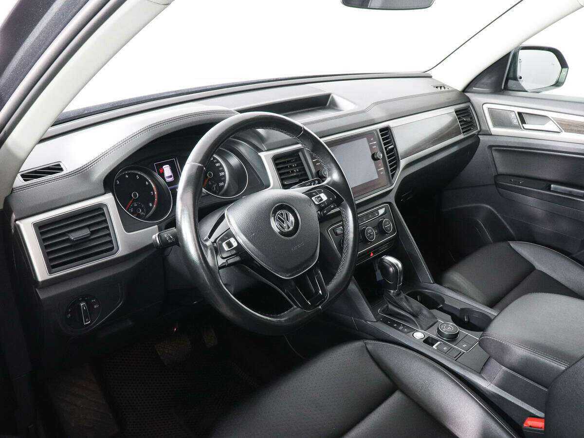 Volkswagen Teramont с пробегом — 2018 год. Фото: #7