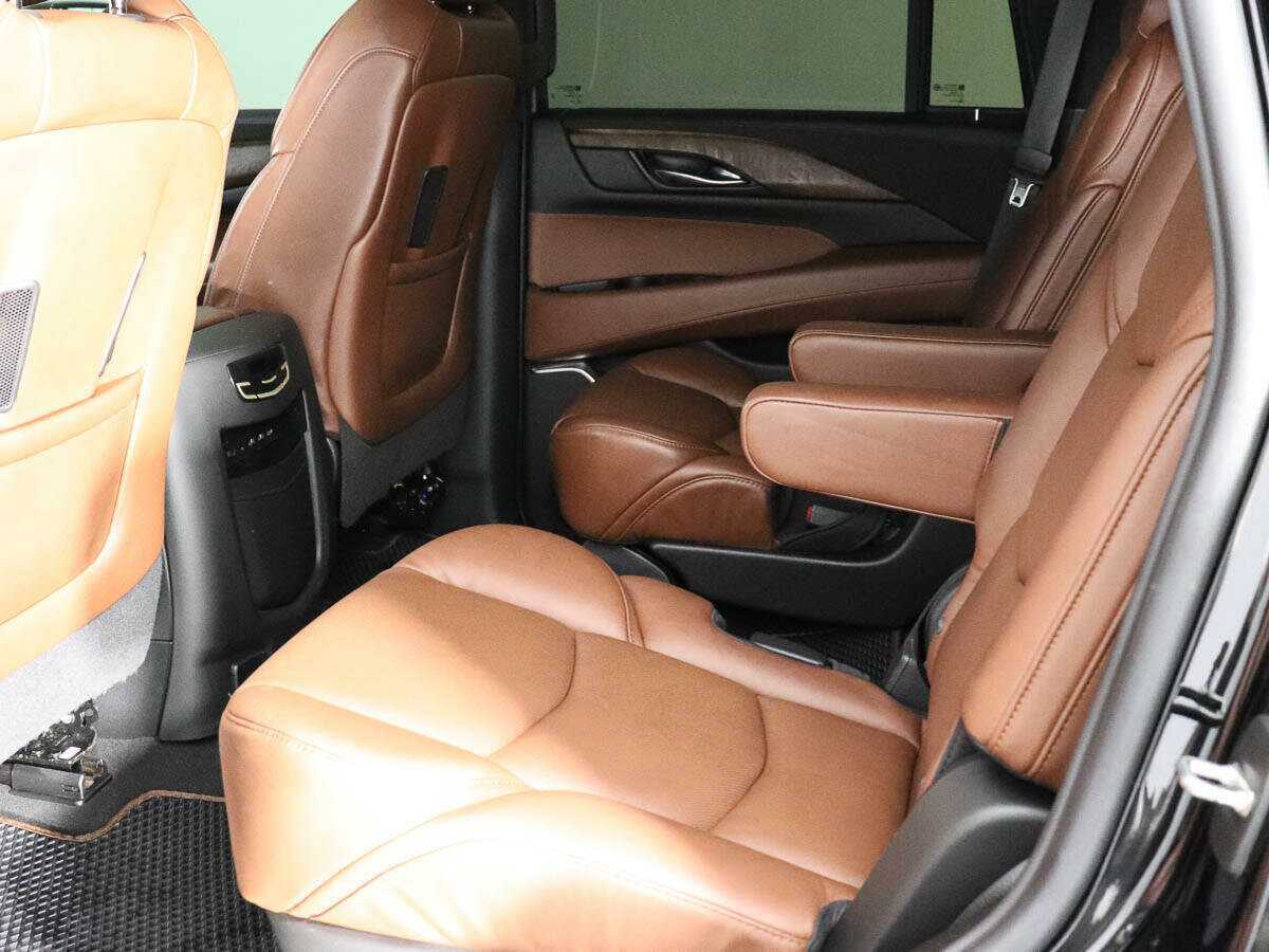 Cadillac Escalade с пробегом — 2019 год. Фото: #13