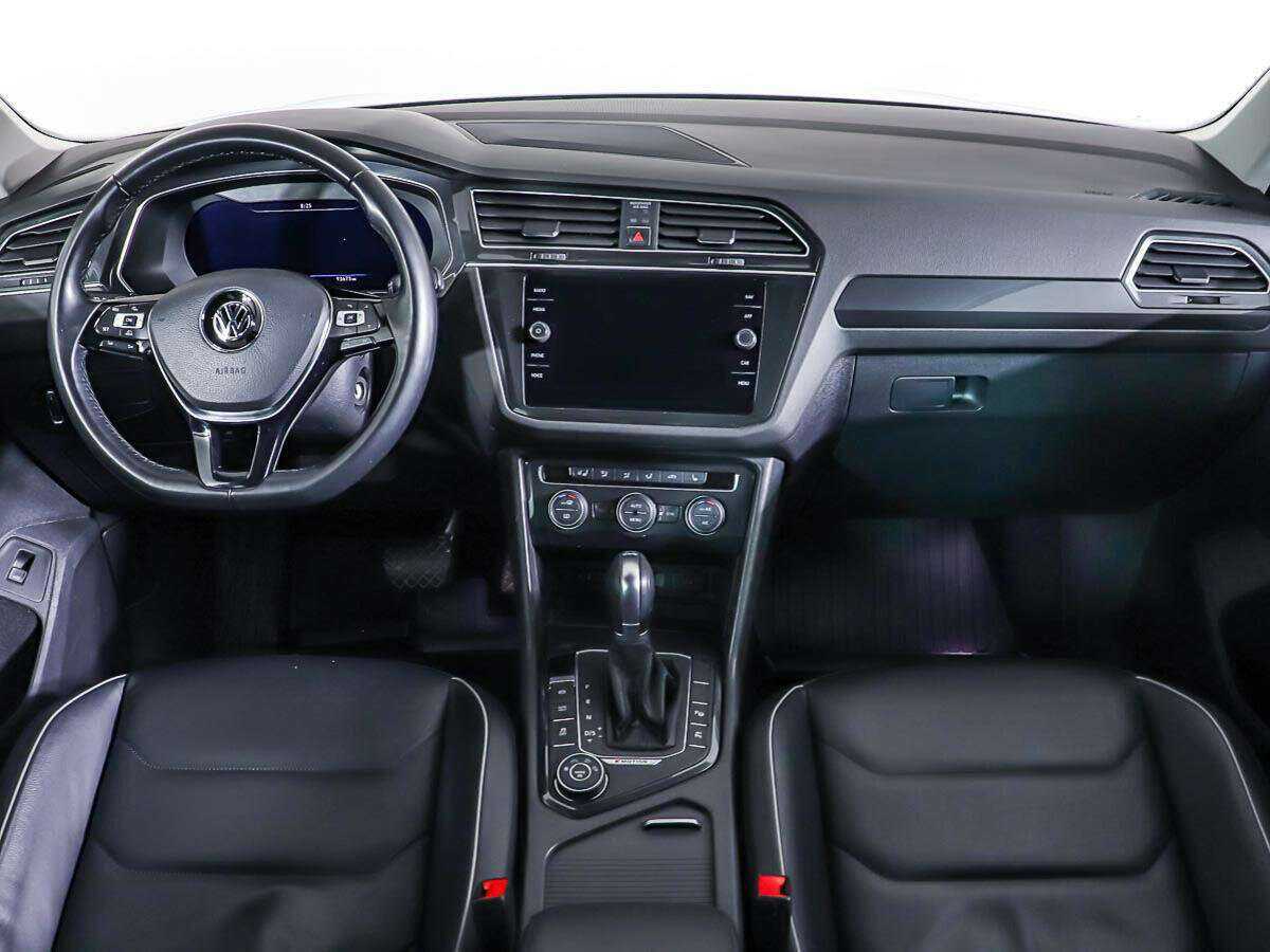 Volkswagen Tiguan с пробегом — 2017 год. Фото: #10