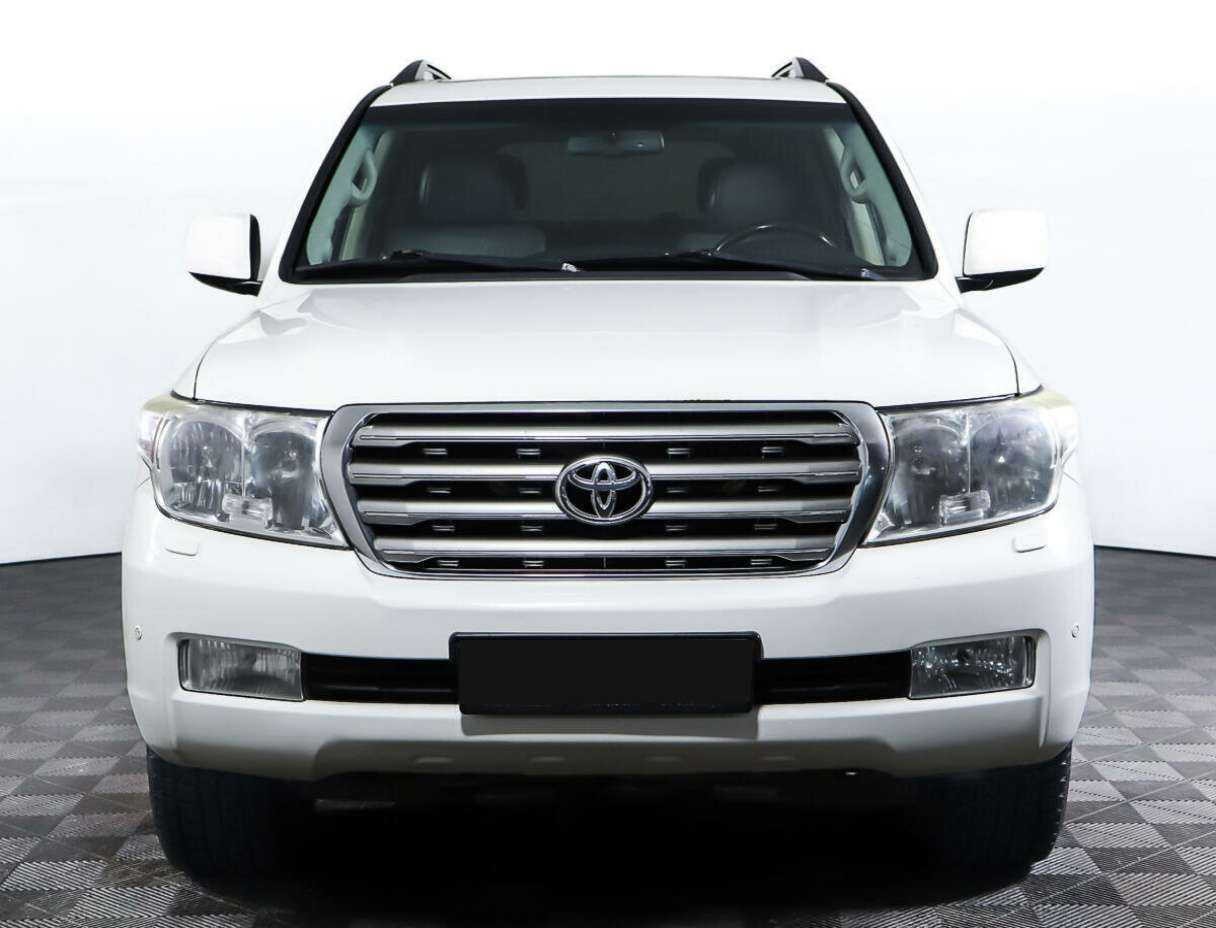 Toyota Land Cruiser с пробегом — 2010 год. Фото: #1