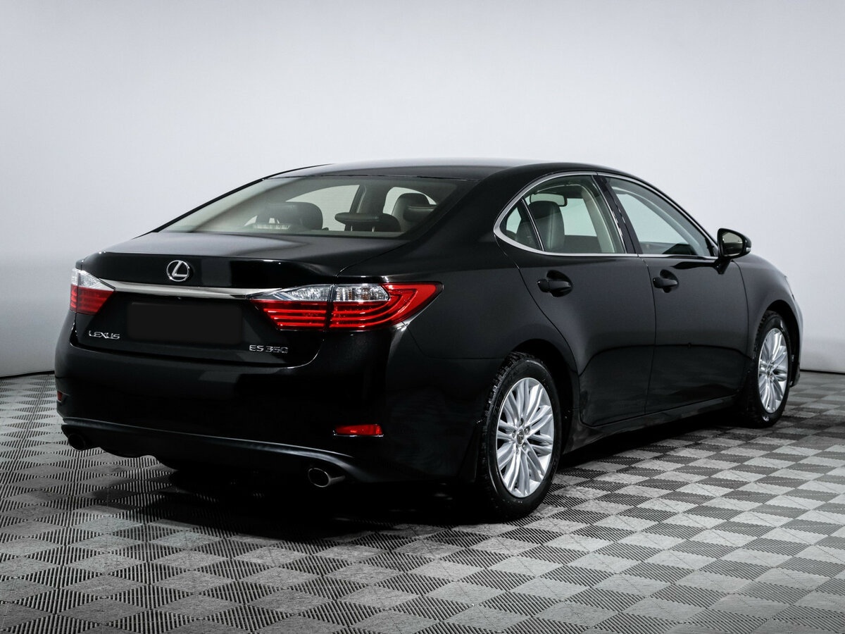 Lexus ES с пробегом — 2012 год. Фото: #4