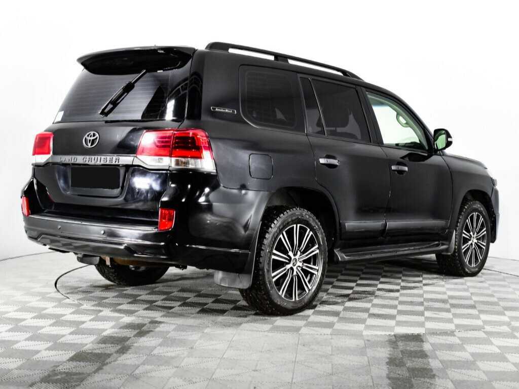 Toyota Land Cruiser с пробегом — 2013 год. Фото: #4
