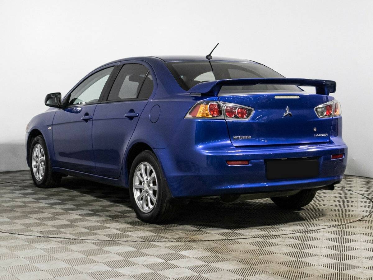 Mitsubishi Lancer с пробегом — 2010 год. Фото: #6