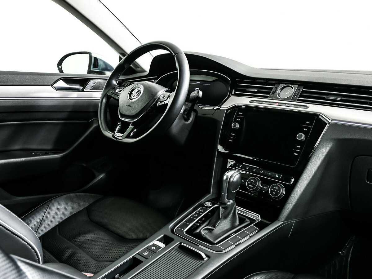 Volkswagen Arteon с пробегом — 2019 год. Фото: #5