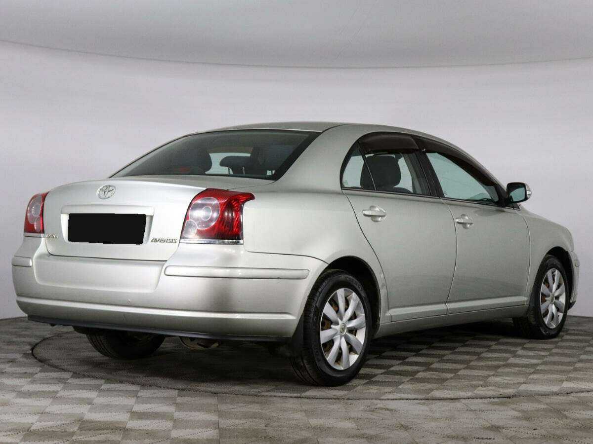 Toyota Avensis с пробегом — 2006 год. Фото: #2