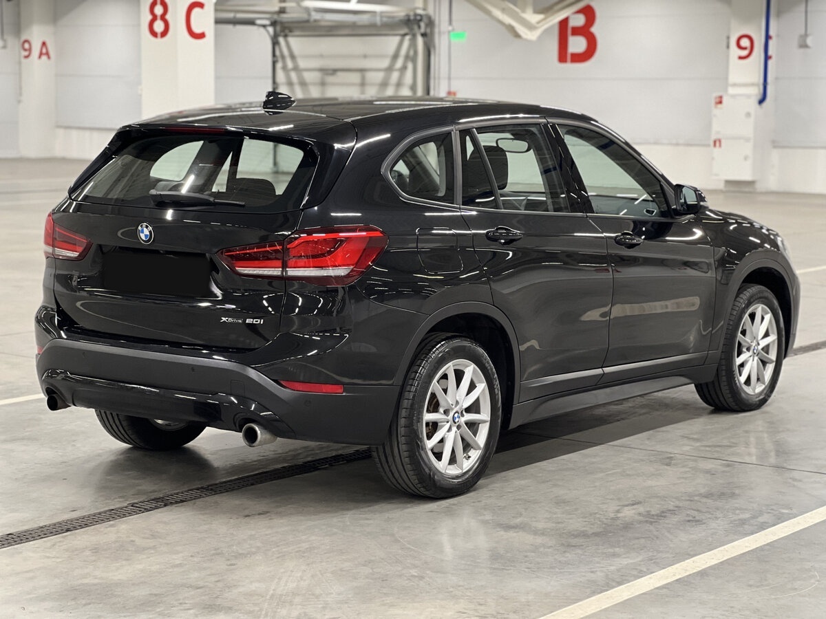 BMW X1 с пробегом — 2021 год. Фото: #4