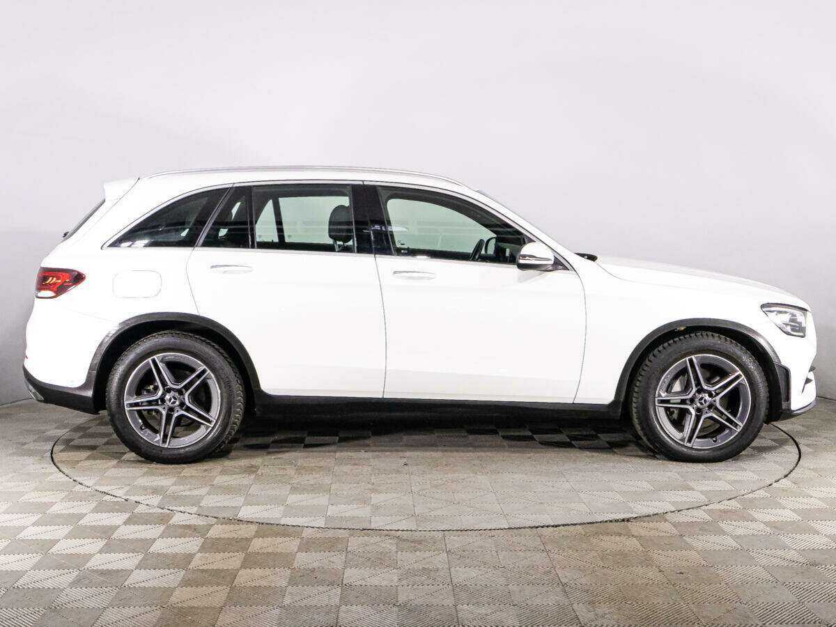 Mercedes-Benz GLC с пробегом — 2021 год. Фото: #3