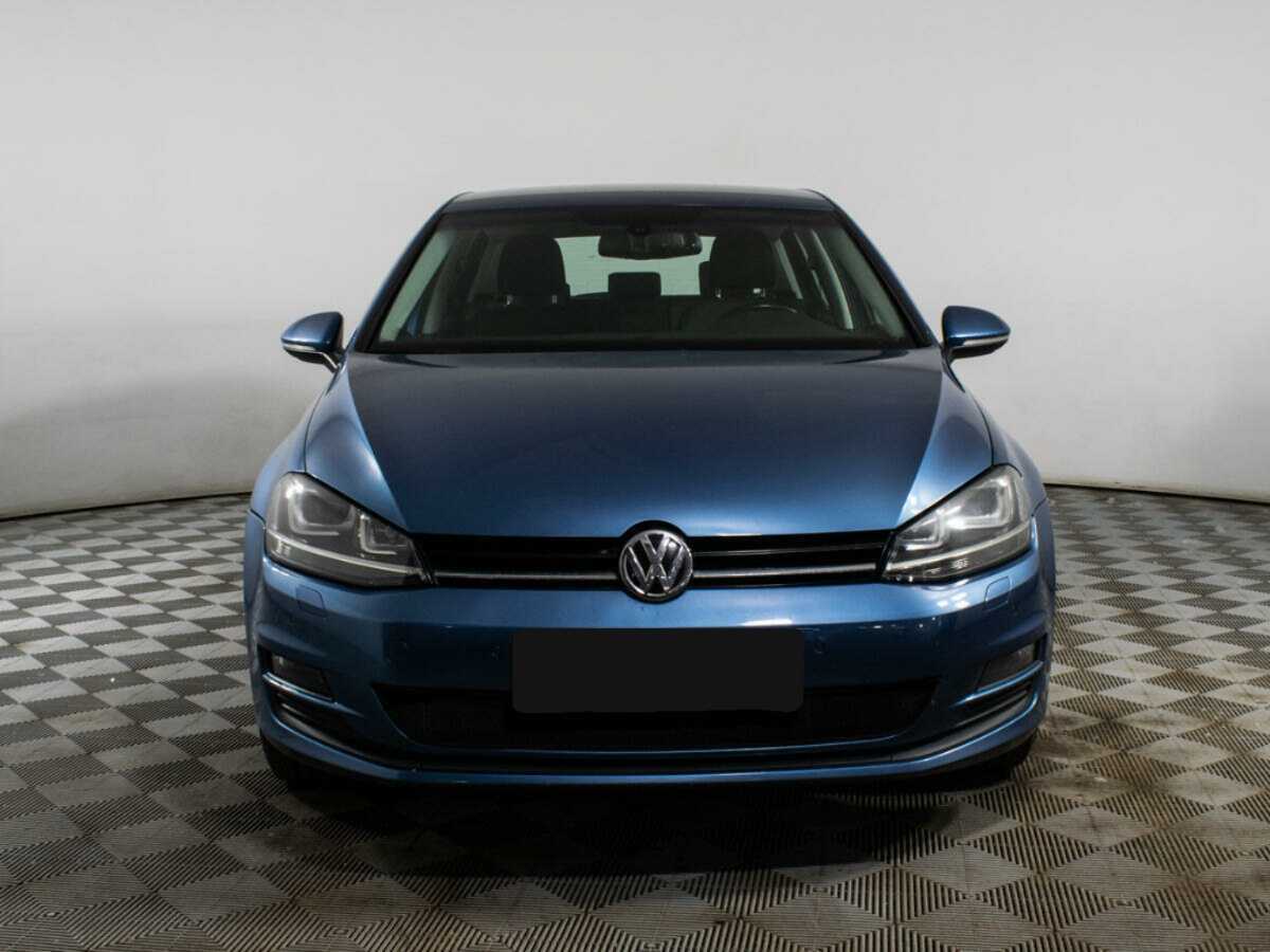 Volkswagen Golf с пробегом — 2012 год. Фото: #1