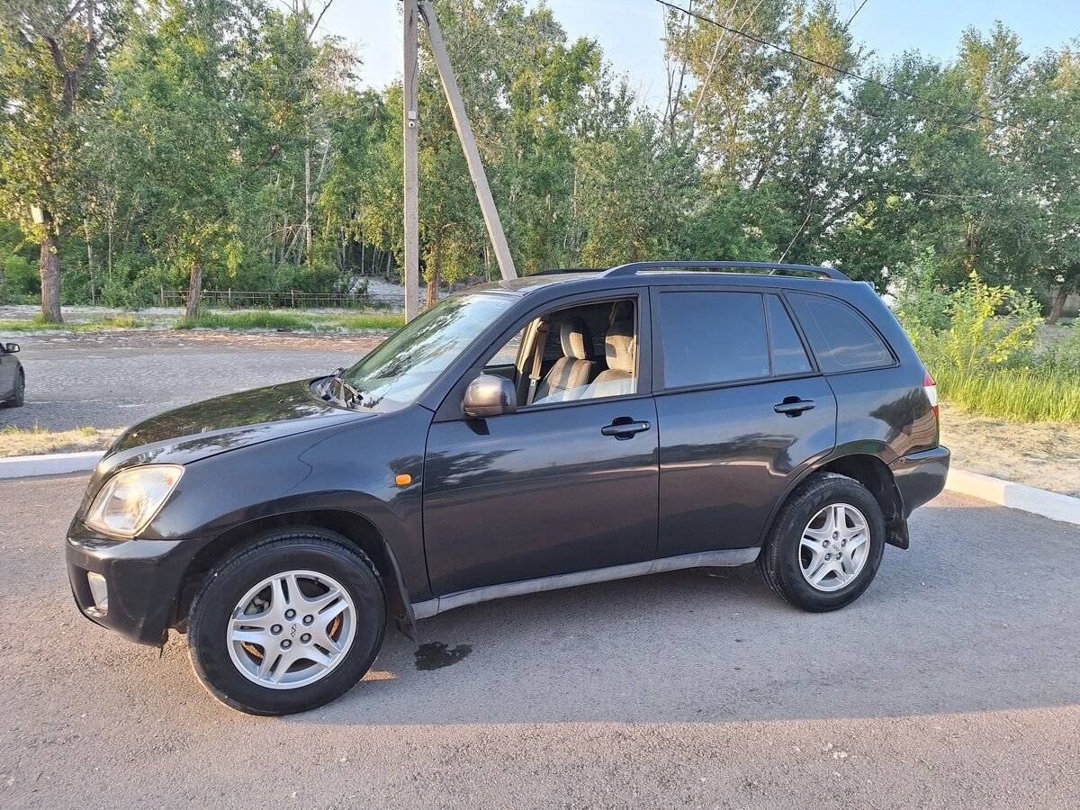 Chery Tiggo (T11) с пробегом — 2010 год. Фото: #2