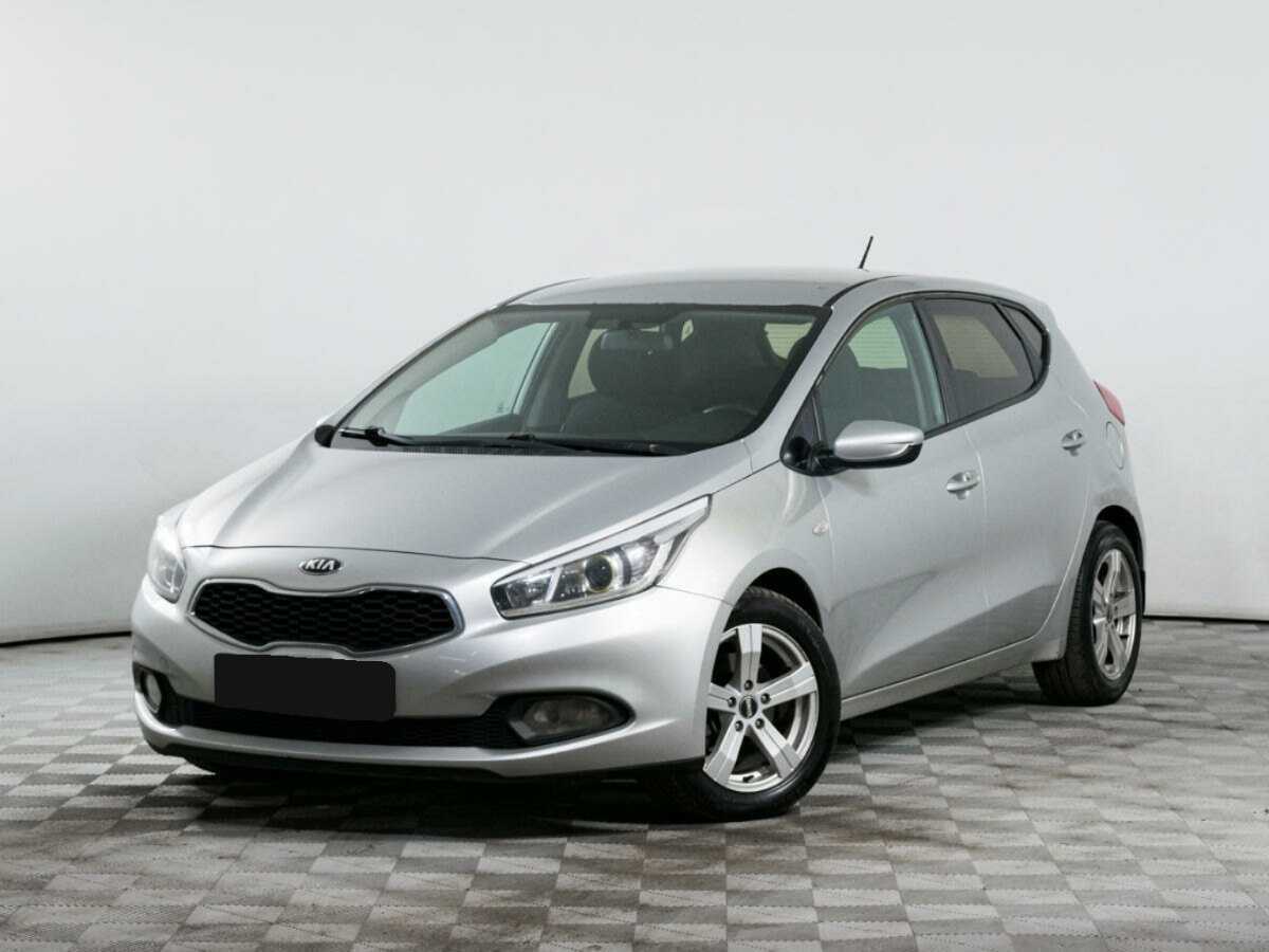 Kia Ceed с пробегом — 2012 год. Фото: #0