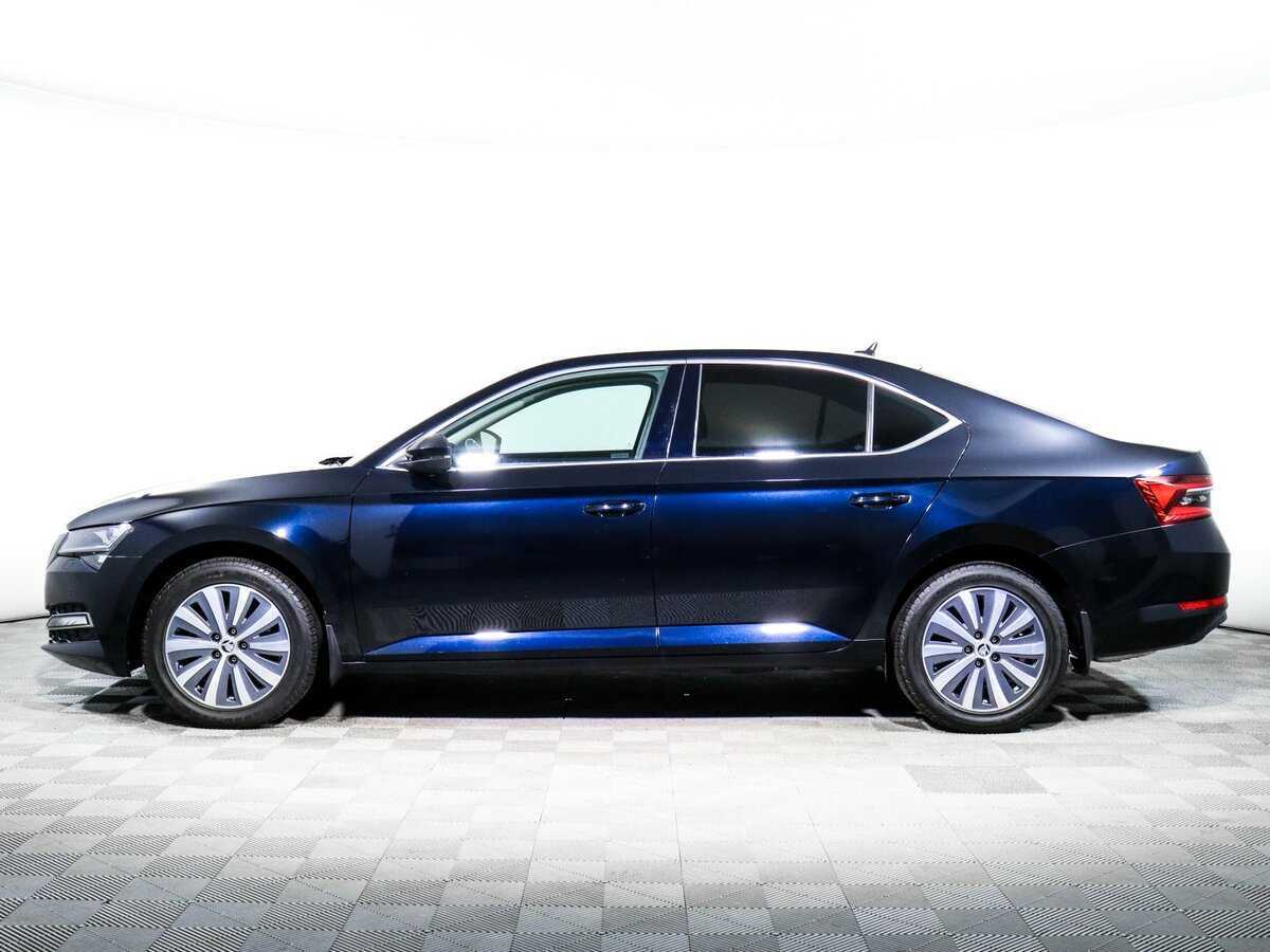Skoda Superb с пробегом — 2021 год. Фото: #4