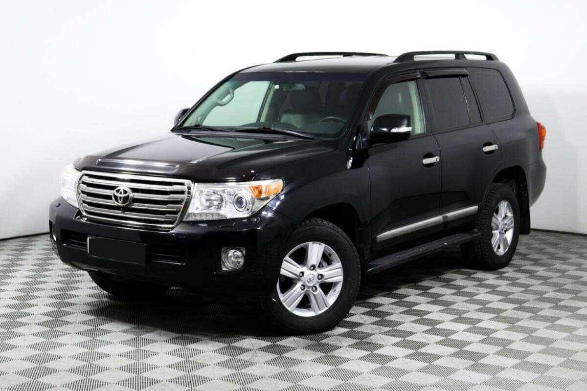 Toyota Land Cruiser с пробегом — 2012 год. Посмотреть фото