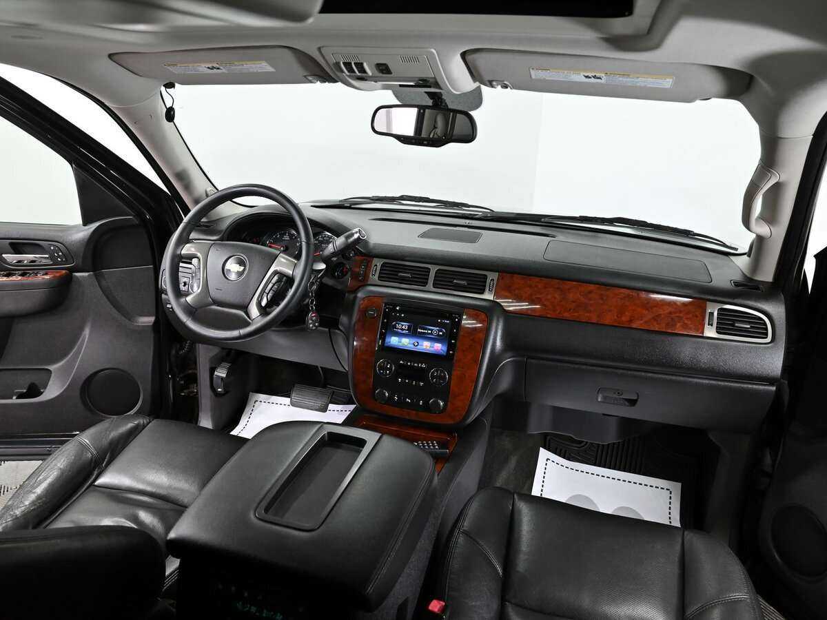 Chevrolet Tahoe с пробегом — 2012 год. Фото: #7