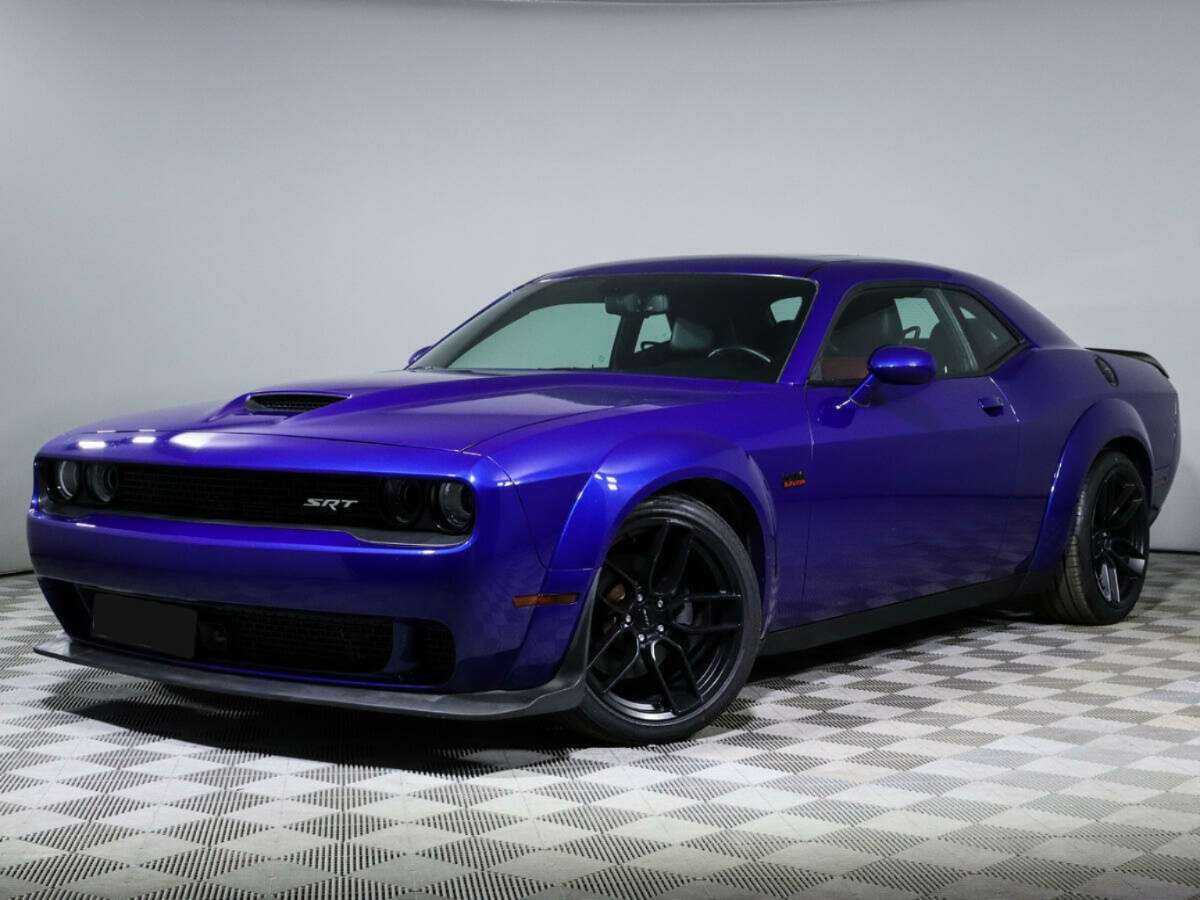 Dodge Challenger с пробегом — 2020 год. Фото: #0