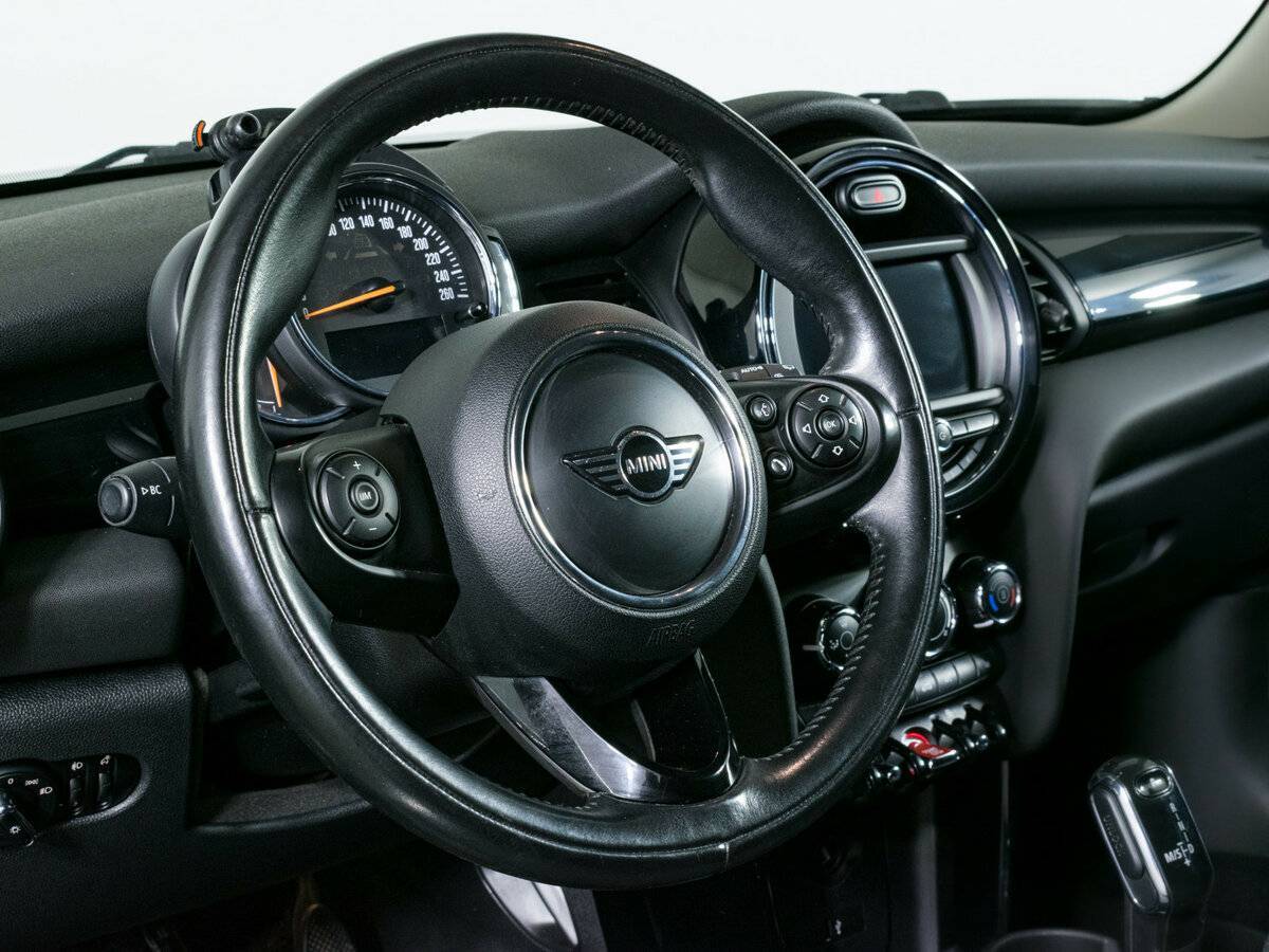 Mini Hatch с пробегом — 2018 год. Фото: #13