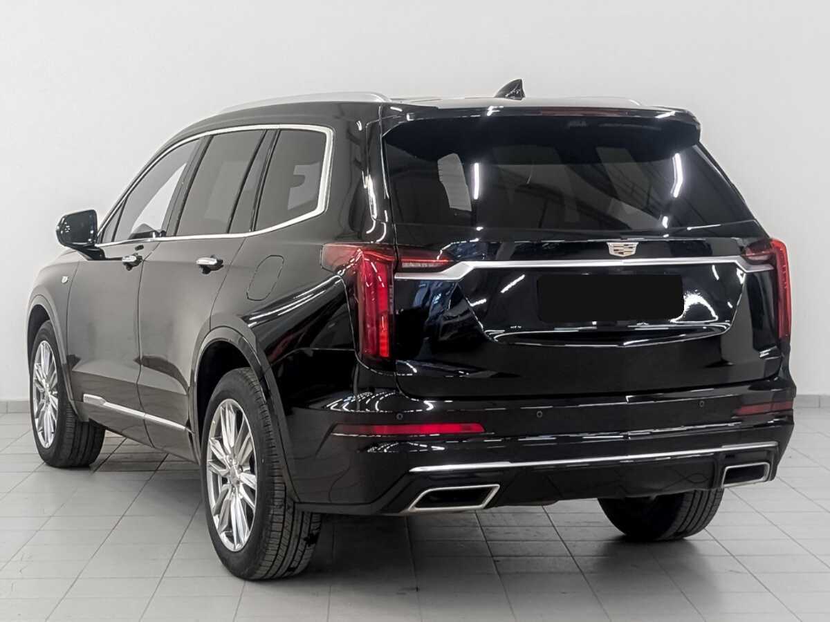 Cadillac XT6 с пробегом — 2023 год. Фото: #4