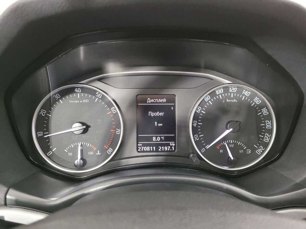 Skoda Octavia с пробегом — 2010 год. Фото: #10