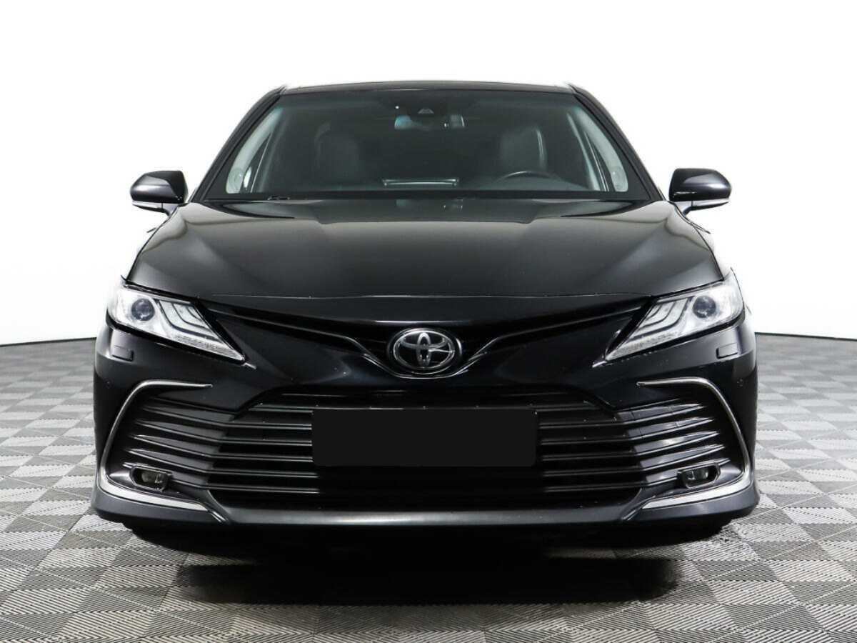 Toyota Camry с пробегом — 2021 год. Фото: #0