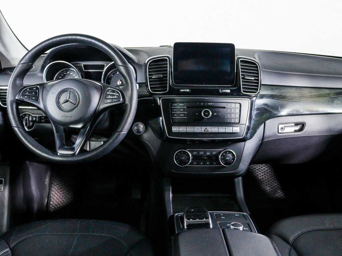 Mercedes-Benz GLE с пробегом — 2018 год. Фото: #8