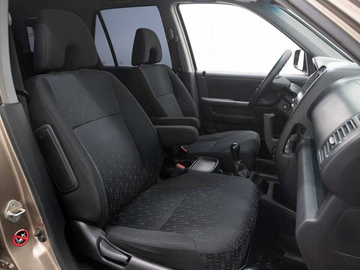 Honda CR-V с пробегом — 2004 год. Фото: #12