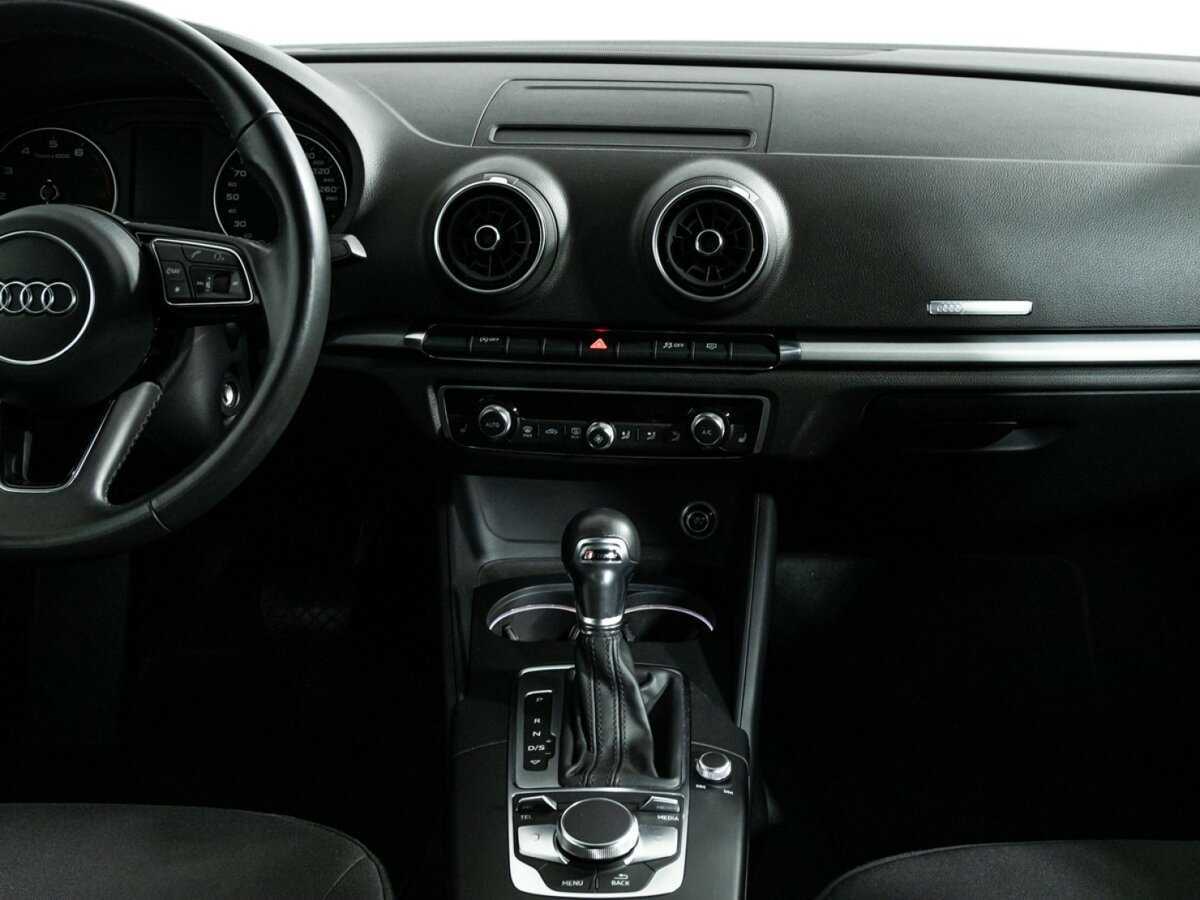 Audi A3 с пробегом — 2018 год. Фото: #13