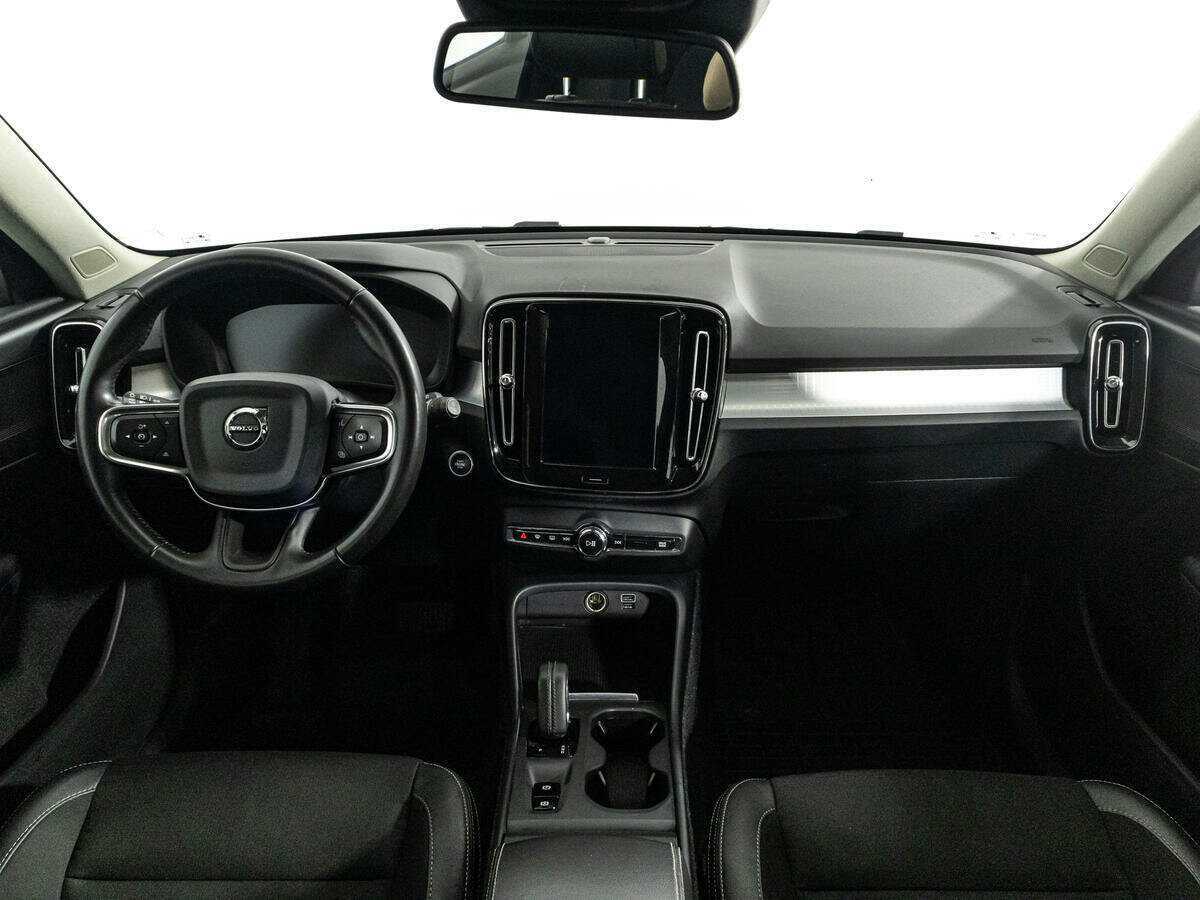 Volvo XC40 с пробегом — 2019 год. Фото: #12