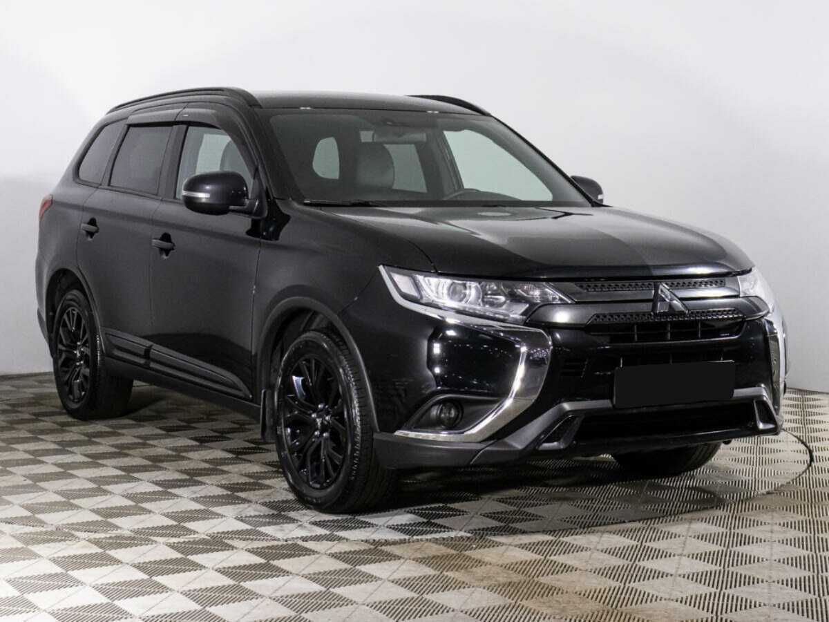 Mitsubishi Outlander с пробегом — 2021 год. Фото: #2