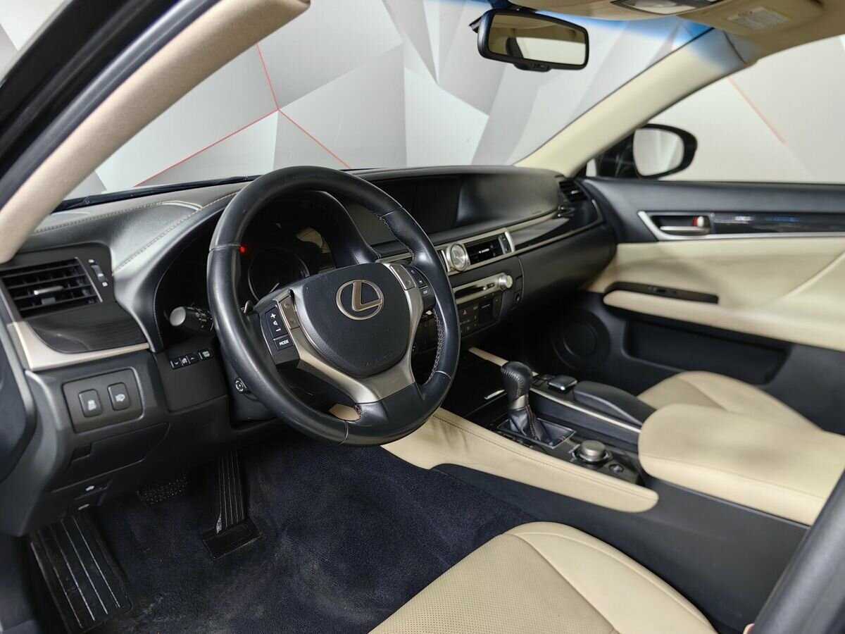 Lexus GS с пробегом — 2013 год. Фото: #13