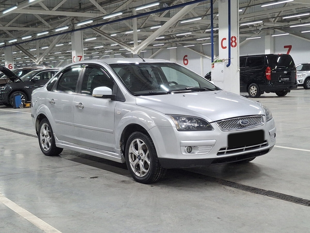 Ford Focus с пробегом — 2005 год. Фото: #2