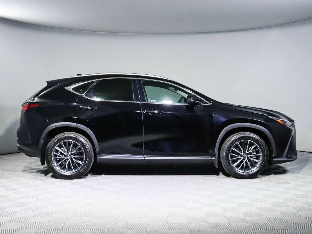Lexus NX с пробегом — 2021 год. Фото: #3