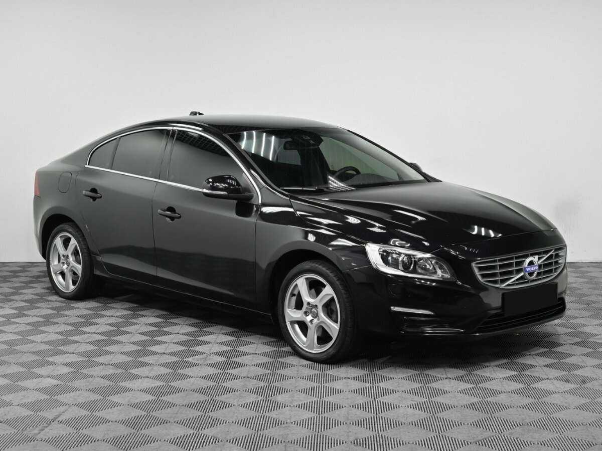 Volvo S60 с пробегом — 2013 год. Фото: #2