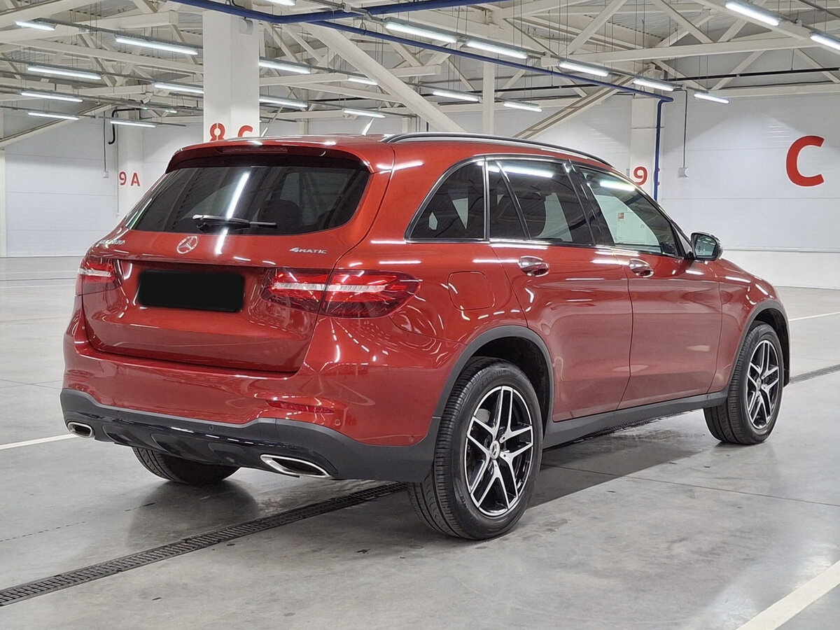 Mercedes-Benz GLC с пробегом — 2018 год. Фото: #4