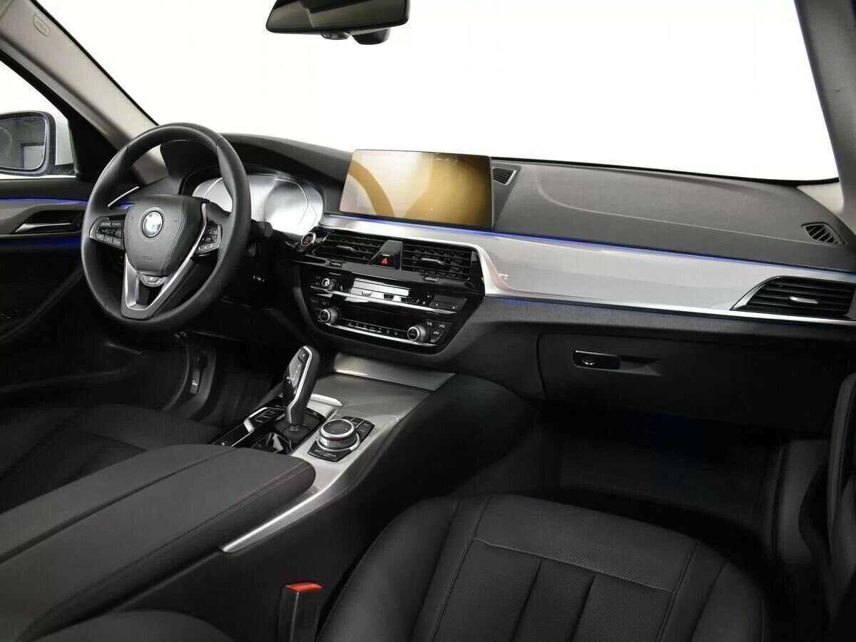 BMW 5 серии с пробегом — 2020 год. Фото: #9