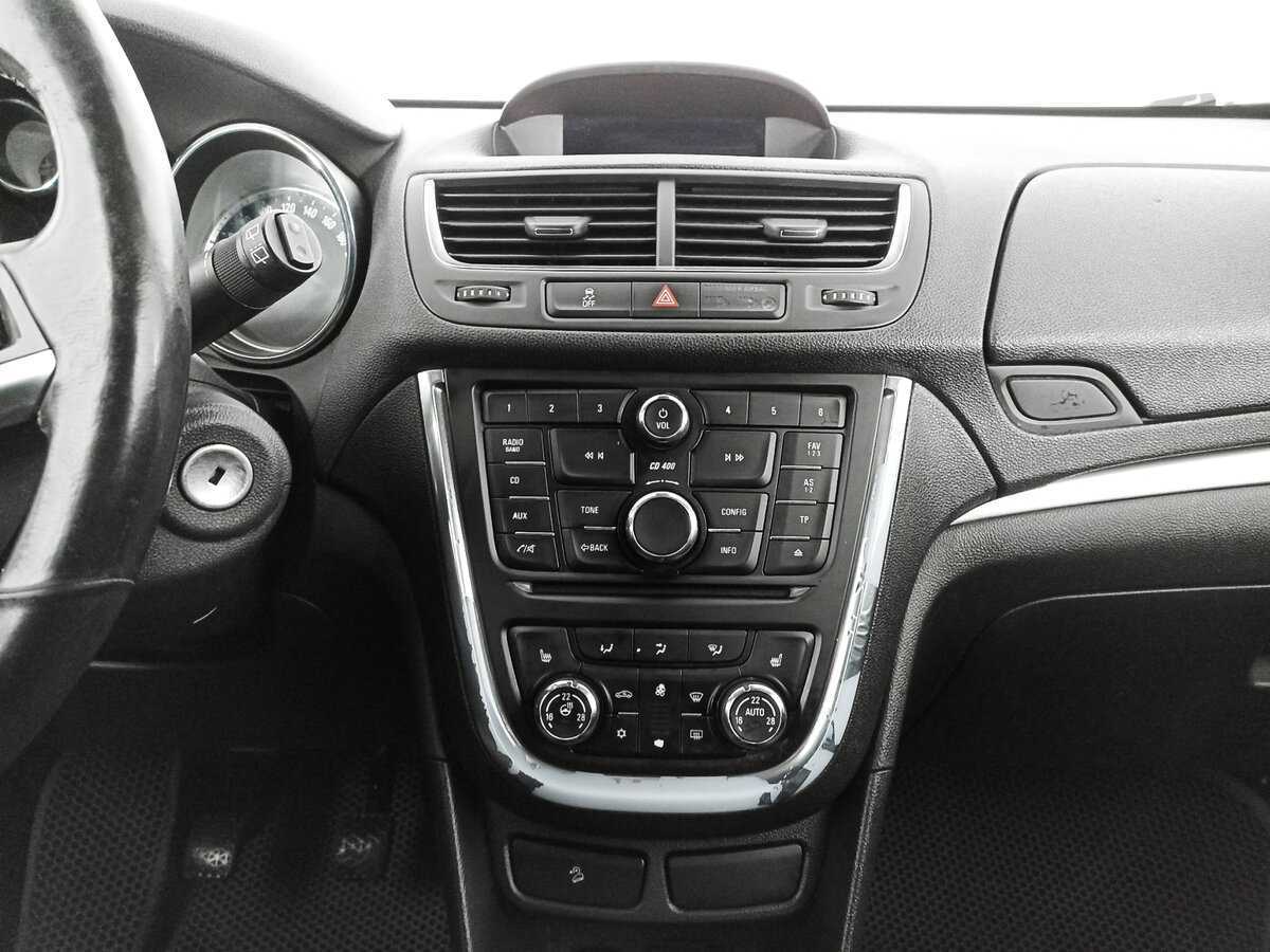 Opel Mokka с пробегом — 2012 год. Фото: #14