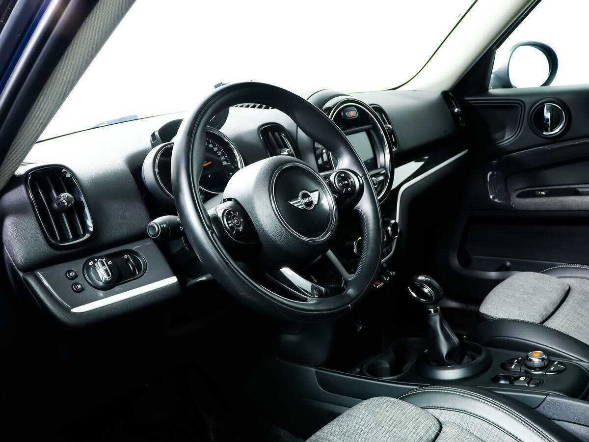 Mini Countryman с пробегом — 2017 год. Фото: #12