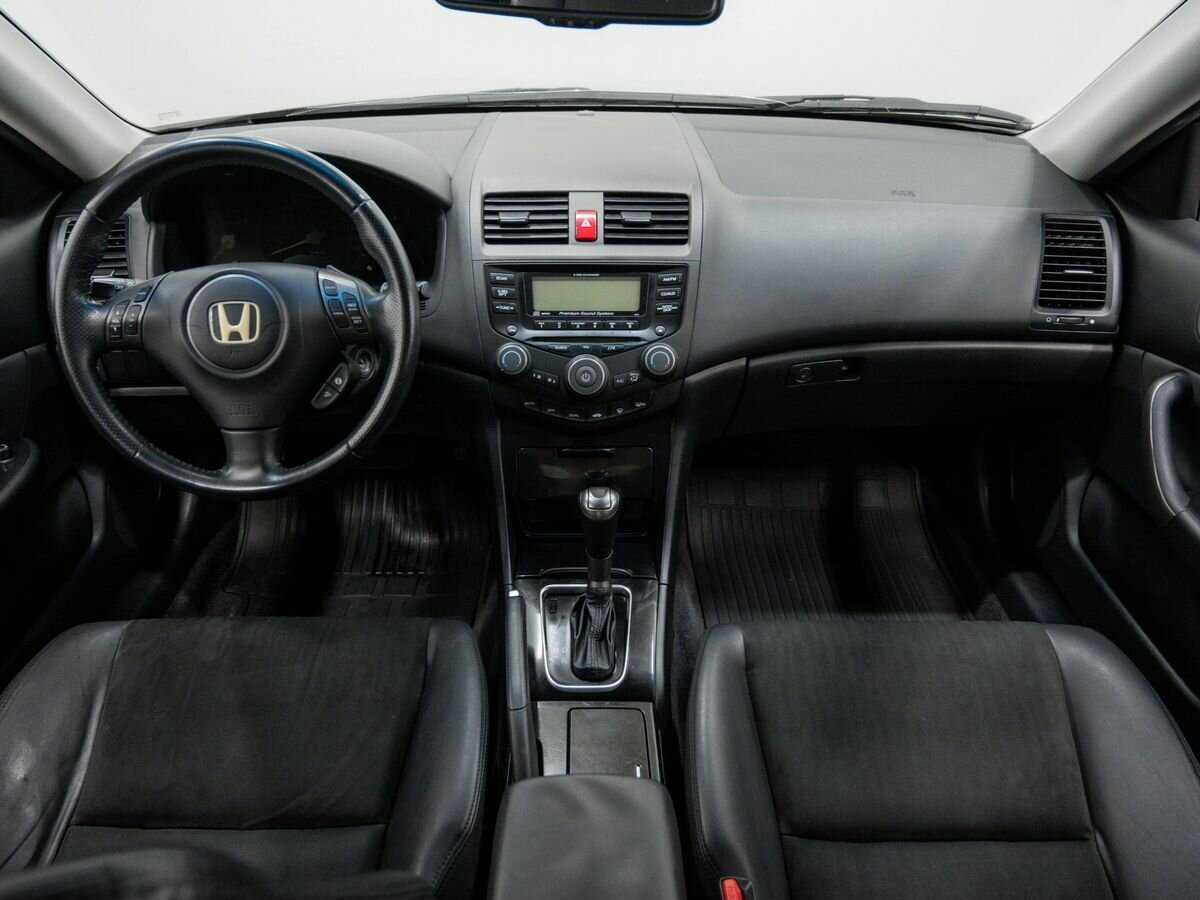 Honda Accord с пробегом — 2007 год. Фото: #9