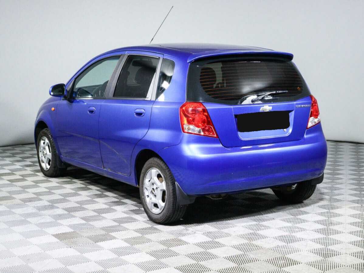 Chevrolet Aveo с пробегом — 2005 год. Фото: #6
